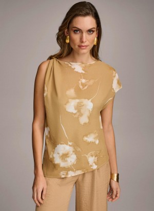 Donna Karan Printed Gathered Hardware Shoulder Sweaters and Tops Gold Cream | USA_DK32727